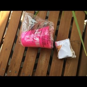 Vs pink campus solo cup and pizza pool floater